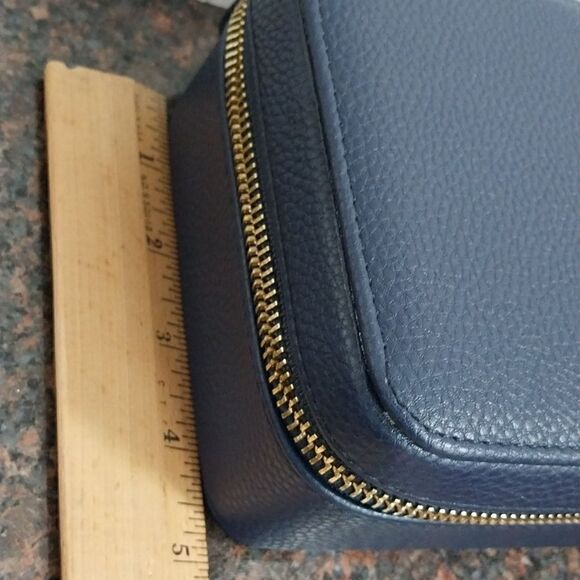 Charleston Rectangular Organizer - Picture 9 of 12